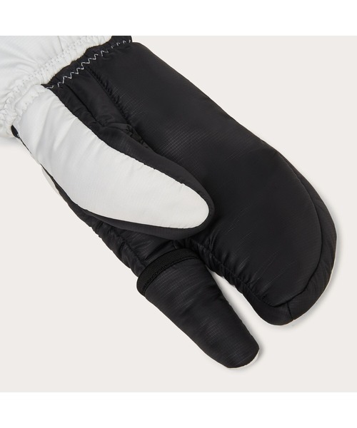 OAKLEY（オークリー）の「オークリー SKULL MITTEN 18.0 FW/グローブ/手袋/ゴルフコレクション/防風/撥水/OAKLEY（手袋・メンズ・ブラック/ホワイト・L/XL）」の4枚目の写真