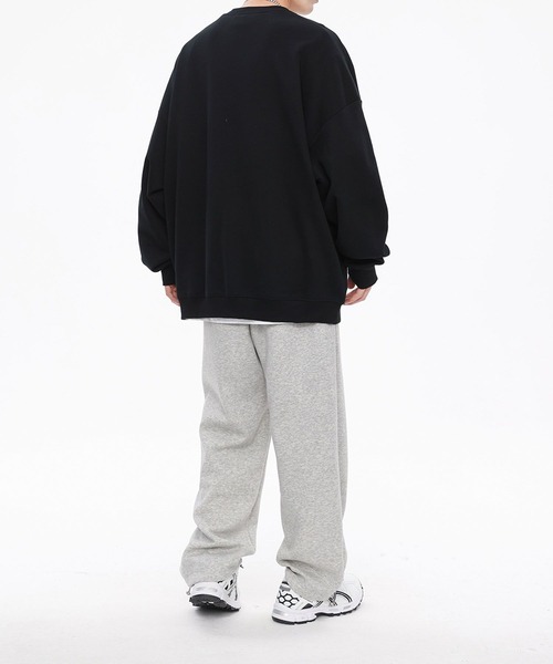 aimoha（アイモハ）の「ドロップショルダークルースウェット(裏毛)/Drop shoulder crew sweatshirt (AW)（スウェット・メンズ・ブラウン/ブラック/グリーン/ライトグレー/ベージュ・LARGE/X-LARGE/MEDIUM）」の6枚目の写真