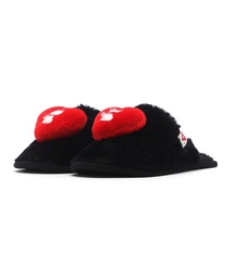 A BATHING APE（アベイシングエイプ）の「APEE HEART FURRY SLIPPER（ルームシューズ/スリッパ）」