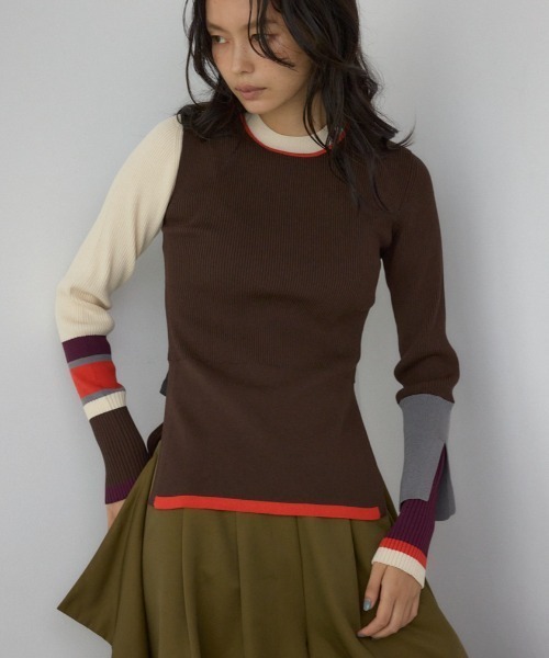 AZUL by moussy（アズールバイマウジー）の「【PLUS】カラーブロッキングリブニット（ニット/セーター・レディース・ブラウン系その他/ブラック系その他/グリーン系その他2・FREE）」の2枚目の写真