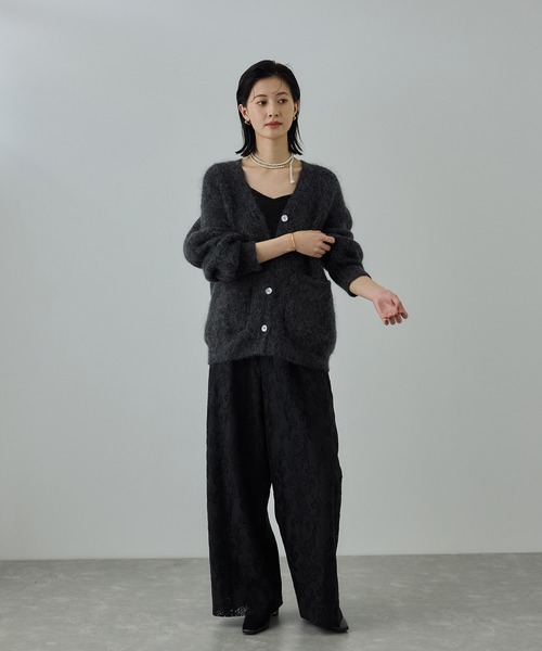 ROPE'（ロペ）の「スーパーキッドモヘヤVネックカーディガン/イージーケア（カーディガン/ボレロ・レディース・チャコールグレー/ピンク系その他2・FREE）」の17枚目の写真