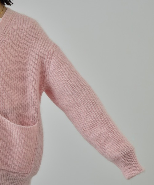 ROPE'（ロペ）の「スーパーキッドモヘヤVネックカーディガン/イージーケア（カーディガン/ボレロ・レディース・チャコールグレー/ピンク系その他2・FREE）」の11枚目の写真