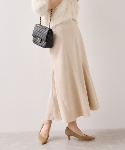 VIS（ビス）の「エスカルゴ切替スエードライクスカート（スカート・レディース・オフホワイト/イエロー系その他3・S/M）」の2枚目の写真