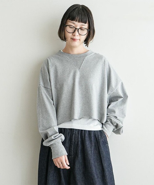 SOLAMONAT(ソラモナ)の「ペンネ天竺 ショートプルオーバー(Tシャツ/カットソー・レディース・杢グレー/ヘザーチャコール/ホワイト/ブラック/カーキ/ライトピンク・FREE)」の3枚目の写真
