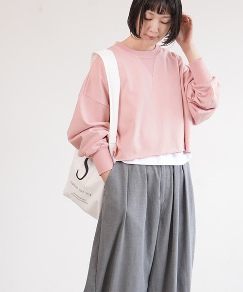 SOLAMONAT(ソラモナ)の「ペンネ天竺 ショートプルオーバー(Tシャツ/カットソー・レディース・杢グレー/ヘザーチャコール/ホワイト/ブラック/カーキ/ライトピンク・FREE)」の6枚目の写真