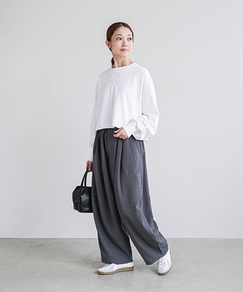 SOLAMONAT(ソラモナ)の「ペンネ天竺 ショートプルオーバー(Tシャツ/カットソー・レディース・杢グレー/ヘザーチャコール/ホワイト/ブラック/カーキ/ライトピンク・FREE)」の7枚目の写真
