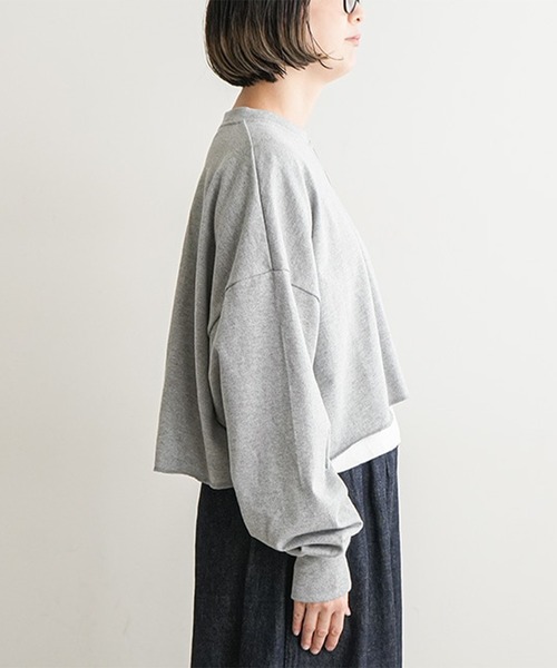 SOLAMONAT(ソラモナ)の「ペンネ天竺 ショートプルオーバー(Tシャツ/カットソー・レディース・杢グレー/ヘザーチャコール/ホワイト/ブラック/カーキ/ライトピンク・FREE)」の19枚目の写真
