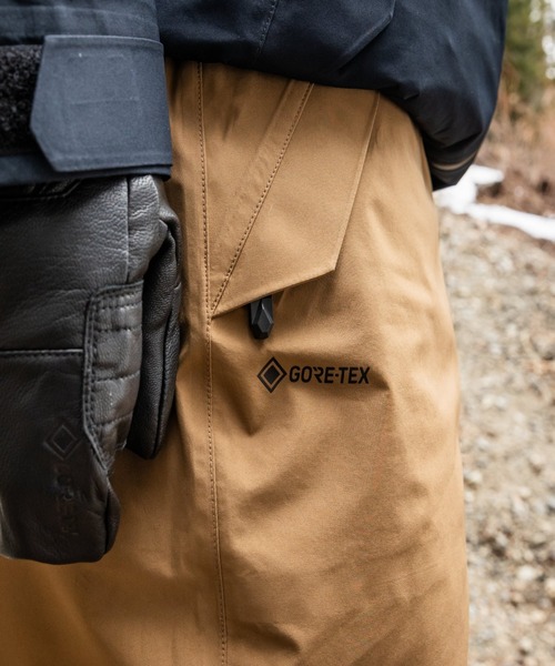 VOLCOM（ボルコム）の「VOLCOM TESTER 3L GORE-TEX PANT/ボルコムスキースノーボードウェア(ゴアテックスパンツ)（その他パンツ・メンズ・ブラック/キャメル・SMALL/MEDIUM）」の15枚目の写真