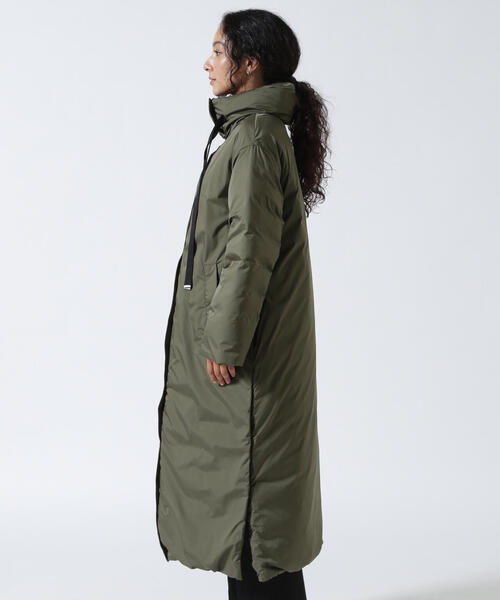 DUVETICA（デュベティカ）の「DUVETICA/デュベティカ/ALAQUA/アラクア(2025年FWモデル）（ダウンジャケット/コート・レディース・オリーブ系/ブラック・38/42/40）」の21枚目の写真