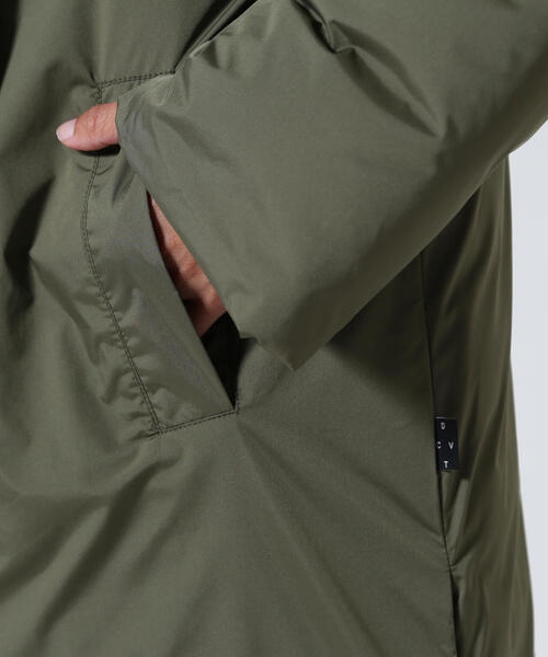 DUVETICA（デュベティカ）の「DUVETICA/デュベティカ/ALAQUA/アラクア(2025年FWモデル）（ダウンジャケット/コート・レディース・オリーブ系/ブラック・38/42/40）」の19枚目の写真