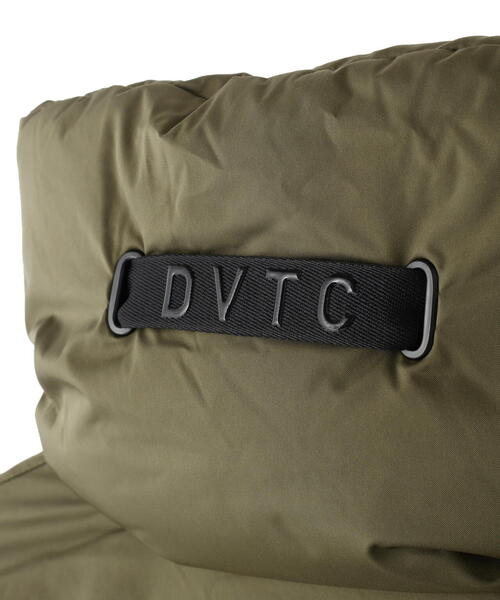 DUVETICA（デュベティカ）の「DUVETICA/デュベティカ/ALAQUA/アラクア(2025年FWモデル）（ダウンジャケット/コート・レディース・オリーブ系/ブラック・38/42/40）」の17枚目の写真