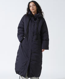 ROYAL FLASH（ロイヤルフラッシュ）の「DUVETICA/デュベティカ/ALAQUA/アラクア(2025年FWモデル）（ダウンジャケット/コート）」