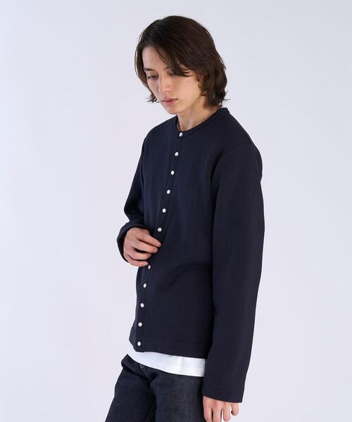 agnes b.（アニエスベー）の「メンズ オーガニックコットン 長袖 カーディガンプレッション（カーディガン/ボレロ・メンズ・ブラック・2/3/1）」の9枚目の写真