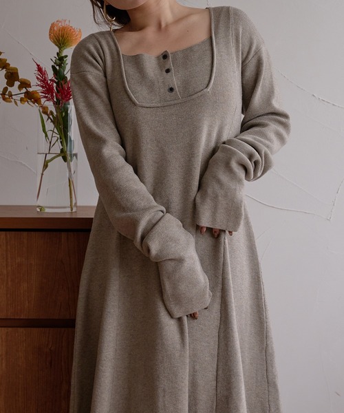 mideal(マイディール)の「lady knit onepiece / レディーニットワンピース(ワンピース・レディース・ベージュ/チャコールグレー・FREE)」の11枚目の写真