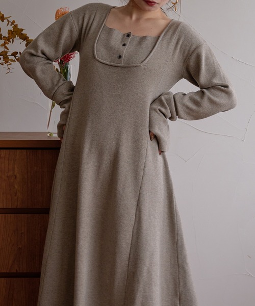 mideal(マイディール)の「lady knit onepiece / レディーニットワンピース(ワンピース・レディース・ベージュ/チャコールグレー・FREE)」の12枚目の写真