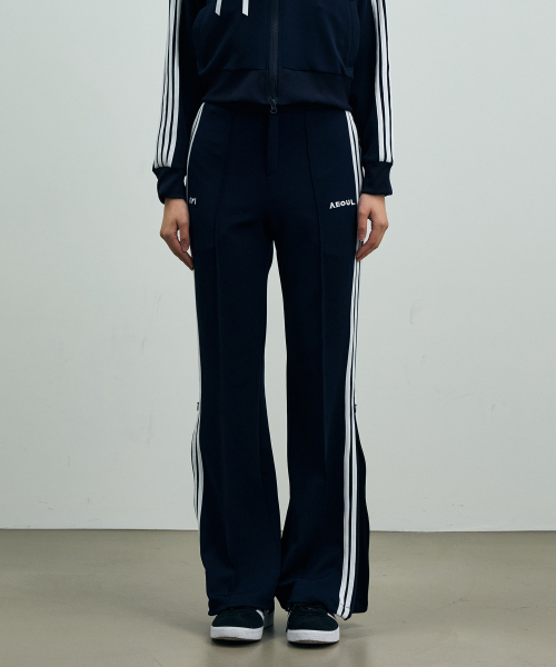 ARI（アリ）の「JOEL JERSEY TRACK PANTS / NAVY（スウェットパンツ・レディース・ネイビー・FREE）」の2枚目の写真