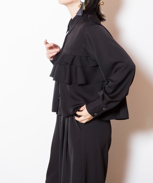 OSMOSIS（オズモーシス）の「ティアードフリルブラウス（シャツ/ブラウス・レディース・ブラック/グレー/ホワイト・ONE SIZE）」の19枚目の写真