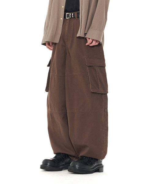 KICHUL(キチョル)の「HARDTACK BALLOON DENIM PANTS (BROWN)(デニムパンツ・レディース・その他・LARGE/X-SMALL)」の1枚目の写真