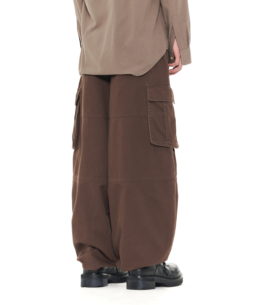 KICHUL(キチョル)の「HARDTACK BALLOON DENIM PANTS (BROWN)(デニムパンツ・レディース・その他・LARGE/X-SMALL)」の2枚目の写真