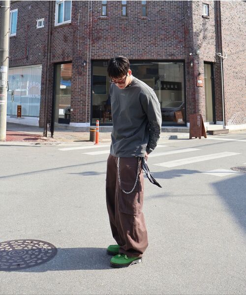 KICHUL(キチョル)の「HARDTACK BALLOON DENIM PANTS (BROWN)(デニムパンツ・レディース・その他・LARGE/X-SMALL)」の4枚目の写真
