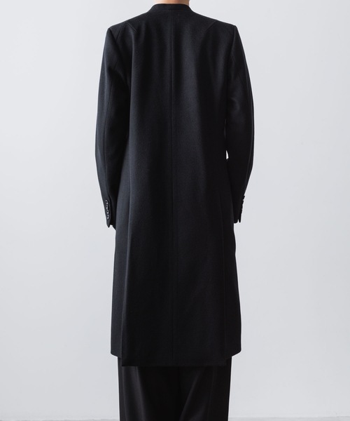 ato（アトウ）の「SINGLE CHARME NO-COLLAR COAT（チェスターコート・メンズ・ブラック/ベージュ・44/46/48）」の18枚目の写真
