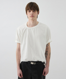 WINDER（ワインダー）の「UNBALANCED NECK SHORT TOP - OFF WHITE（Tシャツ/カットソー）」