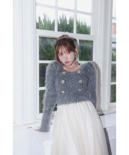 MISTREASS(ミストレアス)の「Square Neck Brushed Knit Top(ニット/セーター・レディース・グレー/オフホワイト・FREE)」の3枚目の写真