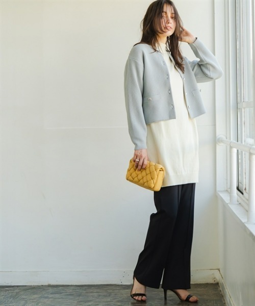 Maison INNESS(メゾンアイネス)の「綿混チュニック丈ニットワンピース(毛玉防止・ハンガー干し可能)(ニット/セーター・レディース・ホワイト/ベージュ/杢グレー/ブルー/ブラック・S~M/L~LL/3L~4L/5L~6L)」の10枚目の写真