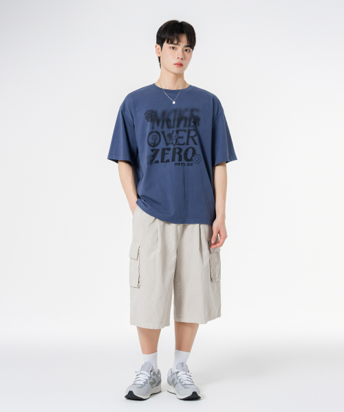 MOZMOZ(モズモズ)の「ピクセルフラワー オーバーサイズ ピグメント 半袖Tシャツ ブルー(Tシャツ/カットソー・レディース・その他・M/XL/XXL)」の3枚目の写真