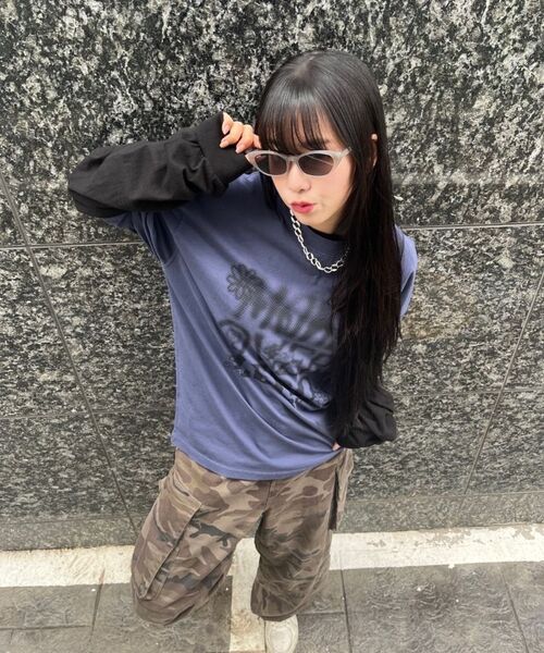 MOZMOZ(モズモズ)の「ピクセルフラワー オーバーサイズ ピグメント 半袖Tシャツ ブルー(Tシャツ/カットソー・レディース・その他・M/XL/XXL)」の8枚目の写真