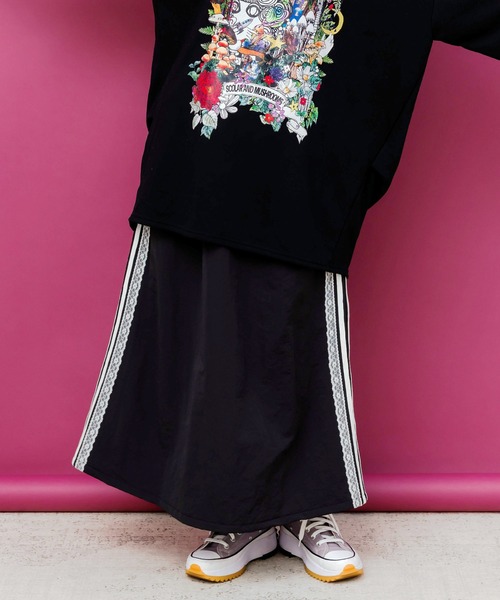 ScoLar（スカラー）の「153719：レース×ライン入りナイロンワッシャースカート（スカート・レディース・ブラック/グレー/パープル・M）」の2枚目の写真