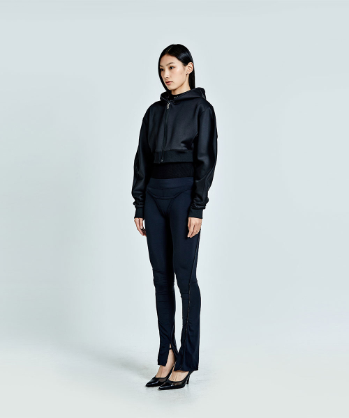 51PERCENT FOR WOMAN(51パーセントフォーウーマン)の「Metal Logo Thong Hoodie Zip-up - Black (woman)(パーカー・レディース・その他・SMALL/MEDIUM)」の3枚目の写真