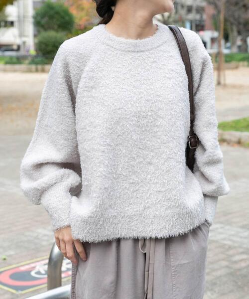 ITEMS URBANRESEARCH（アイテムズ アーバンリサーチ）の「ボリュームスリーブラグランニット（ニット/セーター・レディース・ネイビー/グレー系その他/ミント・FREE）」の4枚目の写真