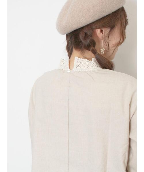 Samansa Mos2（サマンサ モスモス）の「【保温加工】襟レースブラウス（シャツ/ブラウス・レディース・チャコールグレー/ベージュ/オフホワイト/サックスブルー・F）」の12枚目の写真