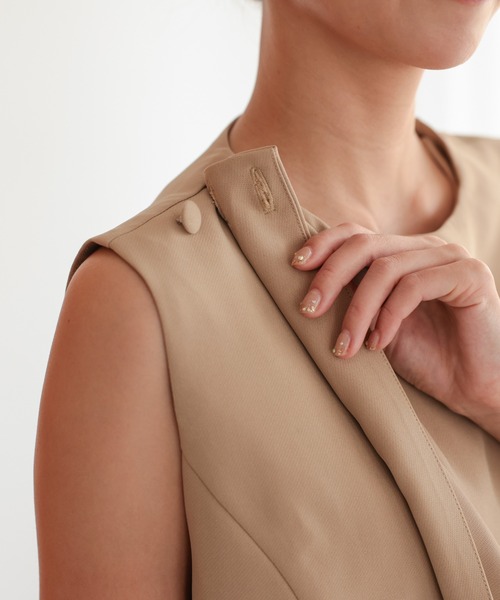 TOKYO OFFICA（トーキョーオフィカ）の「卒業式・入学式・学校行事・結婚式 対応  ママ アシンメトリードレープ レイヤード風ノースリーブトップス ワイドパンツ セットアップ セレモニー オフィスカジュアル スーツ（スーツセット・レディース・ベージュ/チャコール/ブラック・M/L）」の15枚目の写真