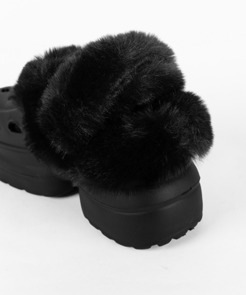 me+em select(ミームセレクト)の「【 2color 】フェイクファー厚底クロッグサンダル / Fake fur platform clog sandals(その他シューズ・レディース・アイボリー/ブラック・SMALL/LARGE/MEDIUM)」の20枚目の写真