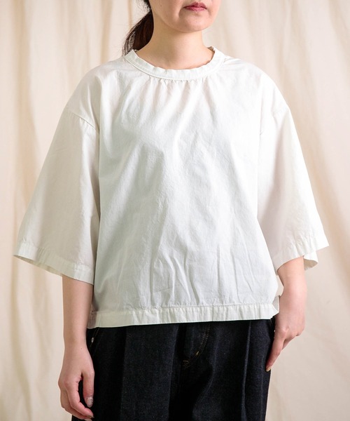 prit（プリット）の「[prit] サイロプレミアム天竺×ブロード切替 5分袖ビッグスリーブＴシャツ（Tシャツ/カットソー・レディース・オフホワイト/ブルー/ダークオリーブ/ブラック・FREE）」の2枚目の写真