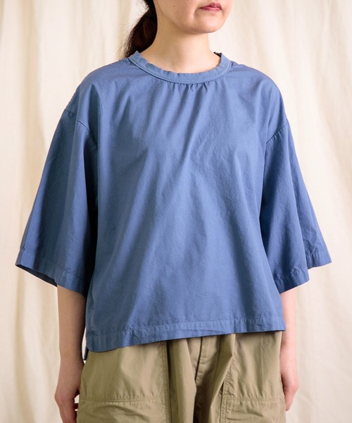 prit（プリット）の「[prit] サイロプレミアム天竺×ブロード切替 5分袖ビッグスリーブＴシャツ（Tシャツ/カットソー・レディース・オフホワイト/ブルー/ダークオリーブ/ブラック・FREE）」の4枚目の写真