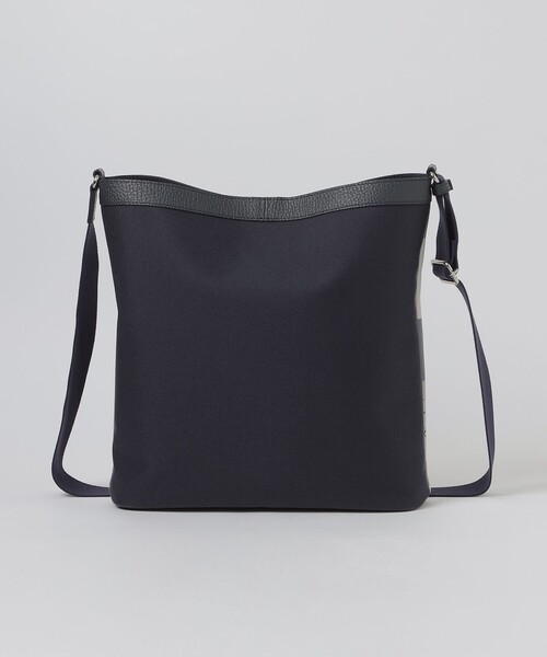 BLUE LABEL CRESTBRIDGE（ブルーレーベルクレストブリッジ）の「クレストブリッジチェックロゴプリント縦長ショルダー（ショルダーバッグ・レディース・レッド/ベージュ系その他・FREE）」の12枚目の写真