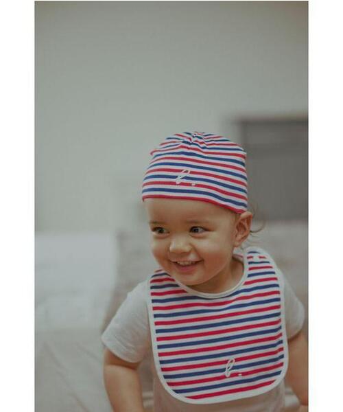 agnes b.(アニエスベー)の「ベビー ”b.”ロゴ 刺繍 トリコロールボーダー コットン ハット(ハット・キッズ・ネイビー・FREE)」の5枚目の写真