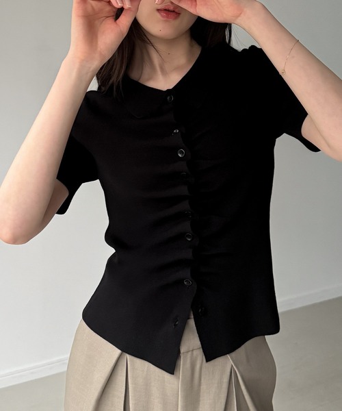 junoah(ジュノア)の「フロントギャザーポロ襟ニットトップス(ニット/セーター・レディース・杢グレー/クリーム/ブラック・LARGE/MEDIUM)」の2枚目の写真