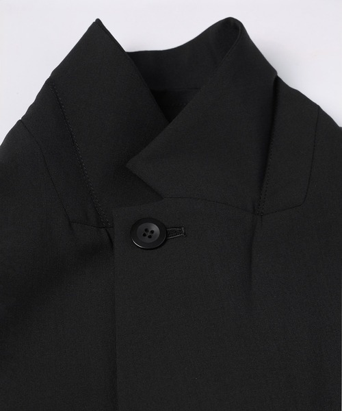 CULLNI（クルニ）の「Wool Dry Stretch Cloth Button-Tab Pocket Tailored Jacket（テーラードジャケット・メンズ・ブラック/ブルーグレー・0/1/2）」の16枚目の写真