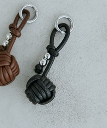 Auntie Rosa Holiday（アンティローザホリデー）の「レザーノットチャーム（キーケース/キーアクセサリー）」