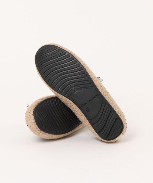 EMU Australia（エミューオーストラリア）の「Jaida（その他シューズ・レディース・ブラック/ベージュ・5/6/7/8/11/9）」の4枚目の写真