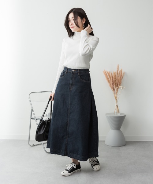 aity(アイティ)の「M-4L サイドタックデニムロングフレアスカート(デニムスカート・レディース・ワンウォッシュ/ネイビー/ブルー・4L/3L/LL/L/M)」の11枚目の写真