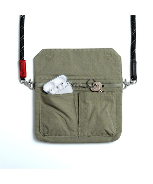 Topologie(トポロジー)の「Utility Musette Small(ユーティリティ ミュゼット スモール)(ショルダーバッグ・レディース・モスグリーン/ブラック/ブルー/グリーン系その他/オレンジ・ONE SIZE)」の11枚目の写真