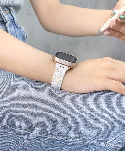 Urban Coral(アーバンコーラル)の「Apple Watch Band / アップルウォッチ スリムレジンバンド / Urban Coral(デジタル腕時計・レディース・クリア/ブラック/ホワイト/コーラルピンク・40mm)」の5枚目の写真