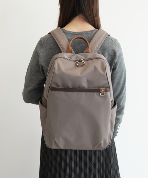 PROGRES(プログレ)の「リュックサック アベス 18L A4サイズ エアメッシュ 20184(バックパック/リュック・レディース・ブラック/ダークベージュ/ブラウン・FREE)」の4枚目の写真