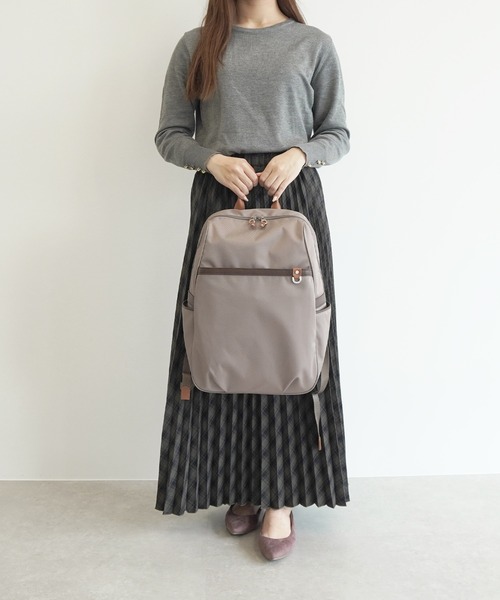 PROGRES(プログレ)の「リュックサック アベス 18L A4サイズ エアメッシュ 20184(バックパック/リュック・レディース・ブラック/ダークベージュ/ブラウン・FREE)」の7枚目の写真