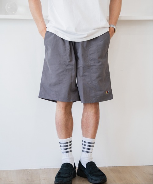 FRUIT OF THE LOOM(フルーツオブザルーム)の「【FRUIT OF THE LOOM】BAGGY SHORTS / フルーツオブザルーム マットナイロン バギーショーツ(その他パンツ・メンズ・グリーン/ネイビー/ブラック/チャコールグレー/マスタード・S/M/L/XL)」の3枚目の写真